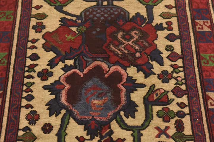 4' 2 x 6' Hand Knotted Sumak Wool Rug