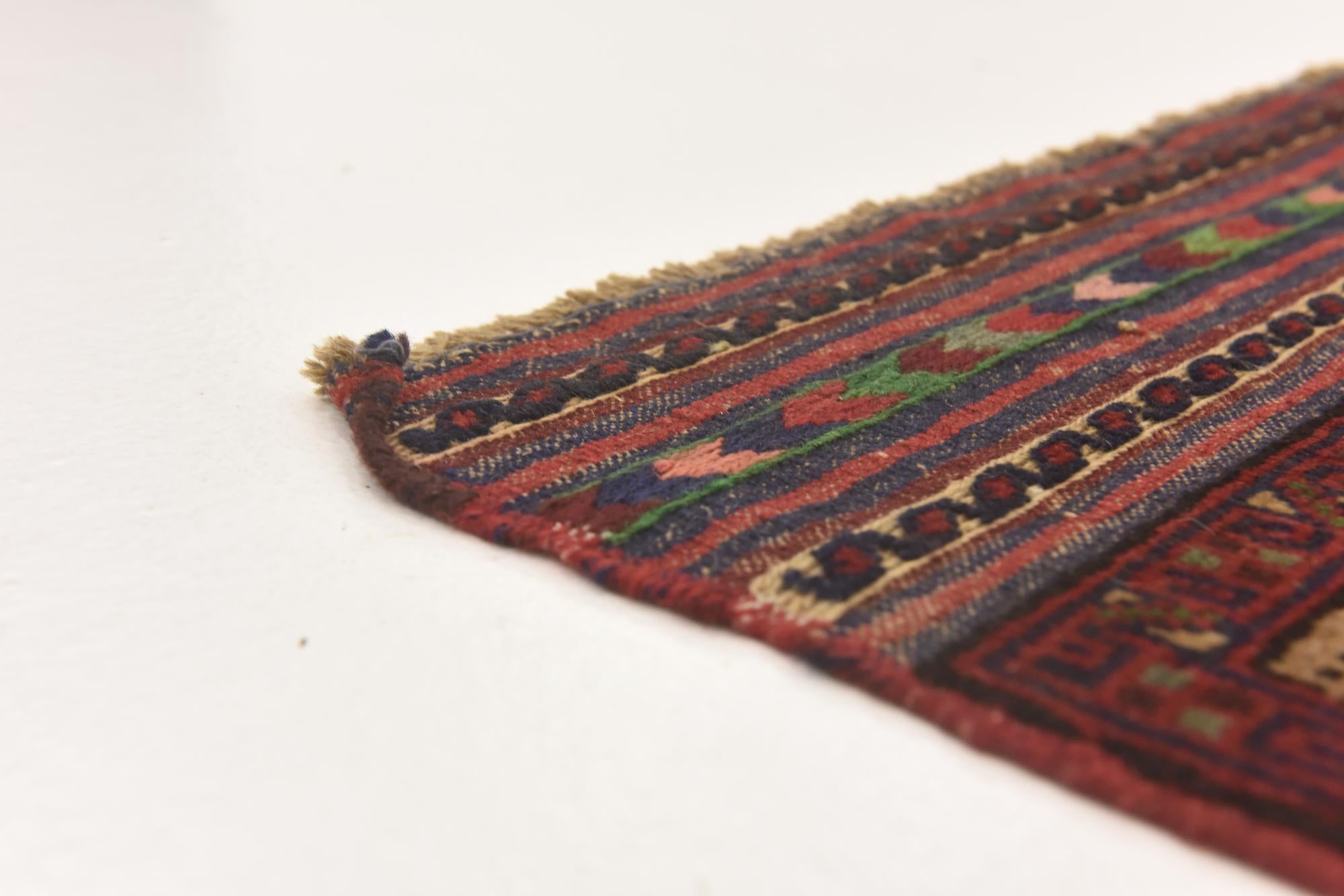 4' 2 x 6' Hand Knotted Sumak Wool Rug