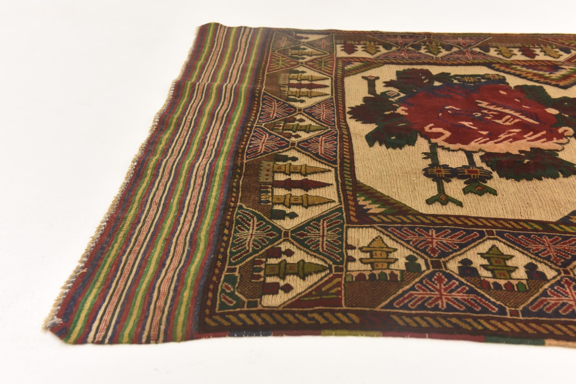 4' 2 x 6' Hand Knotted Sumak Wool Rug