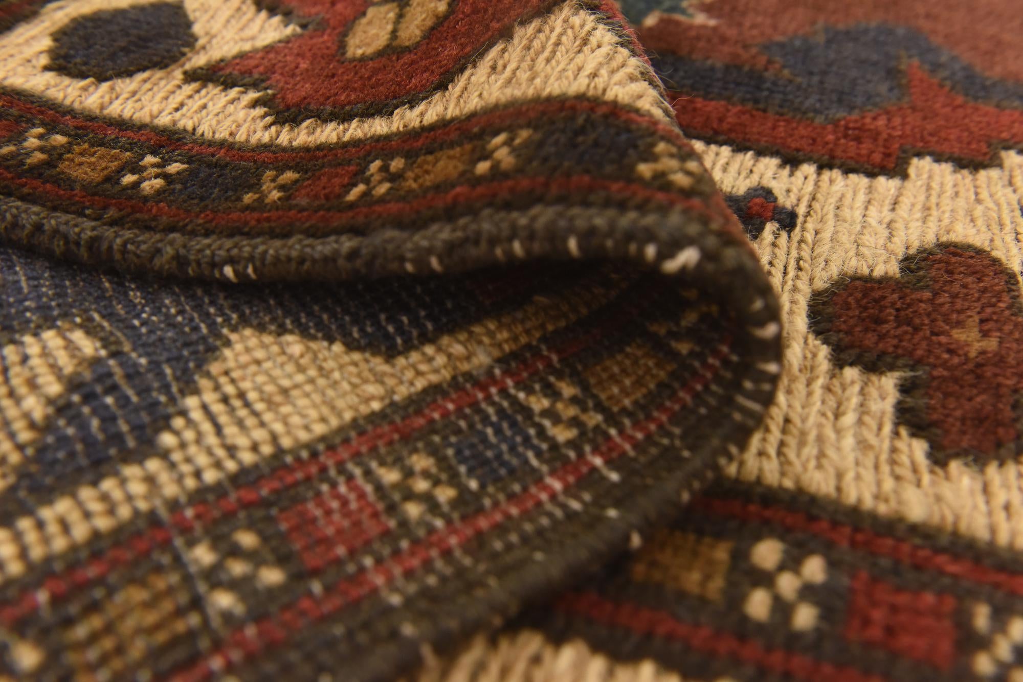 3' 10 x 6' Hand Knotted Sumak Wool Rug