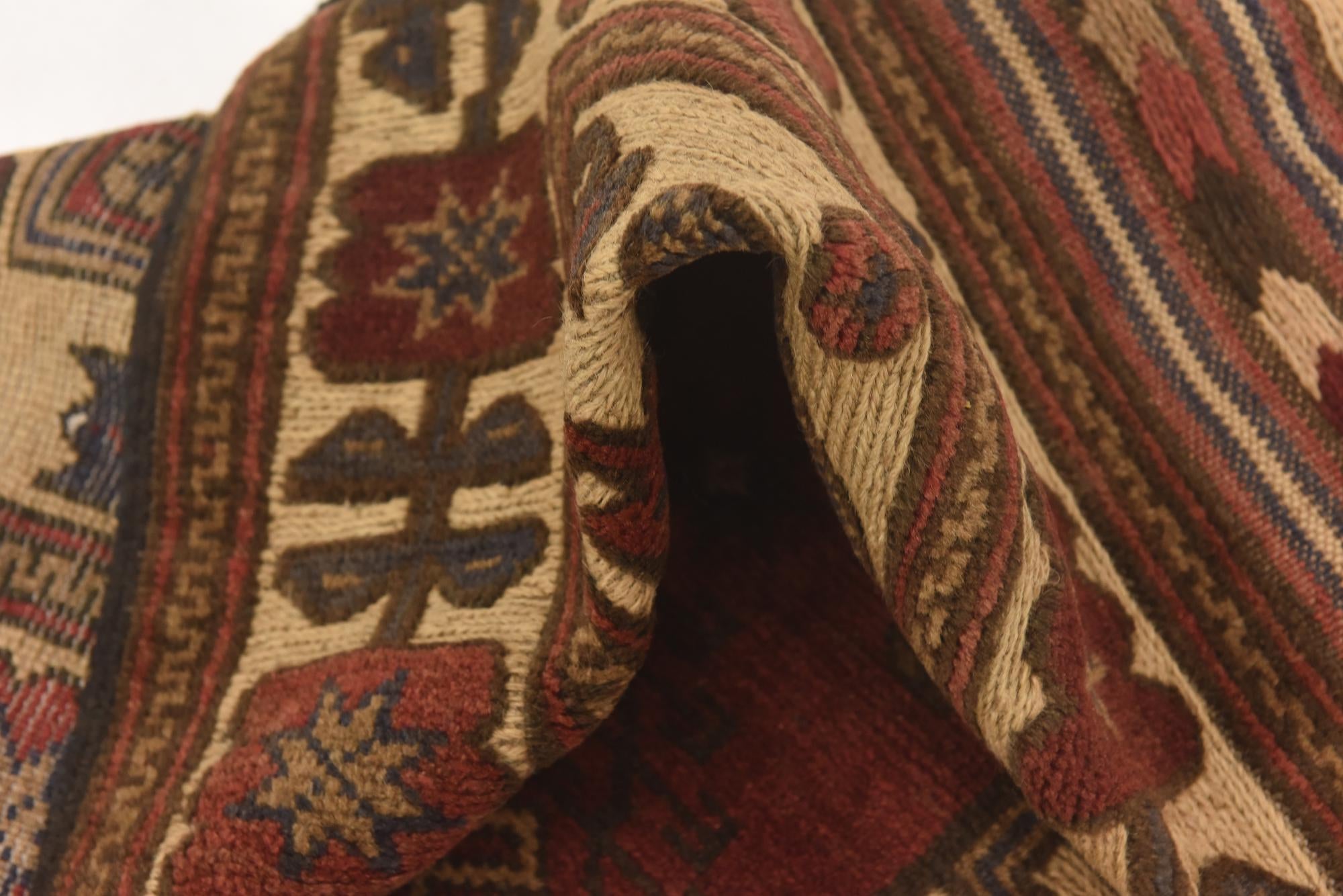 3' 11 x 6' 3 Hand Knotted Sumak Wool Rug