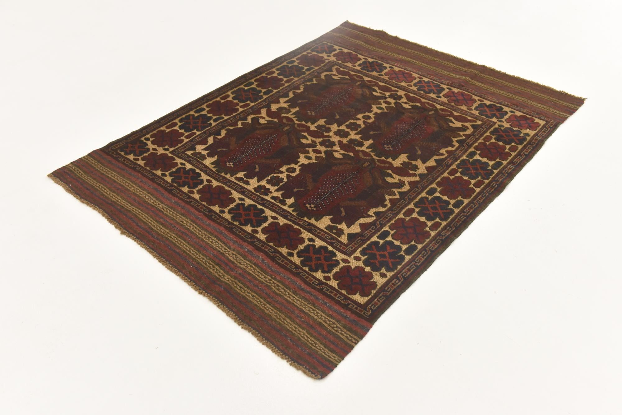 4' 4 x 6' 2 Hand Knotted Sumak Wool Rug