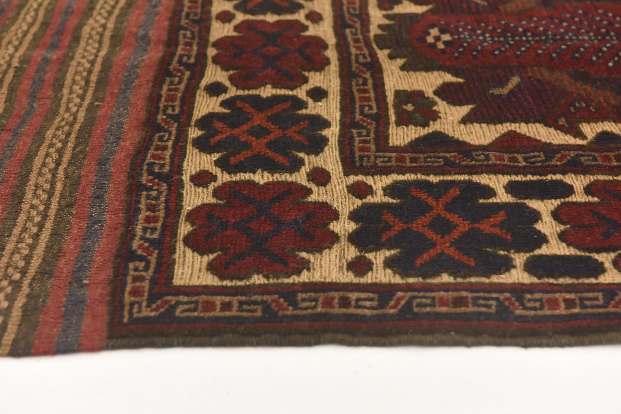 4' 4 x 6' 2 Hand Knotted Sumak Wool Rug