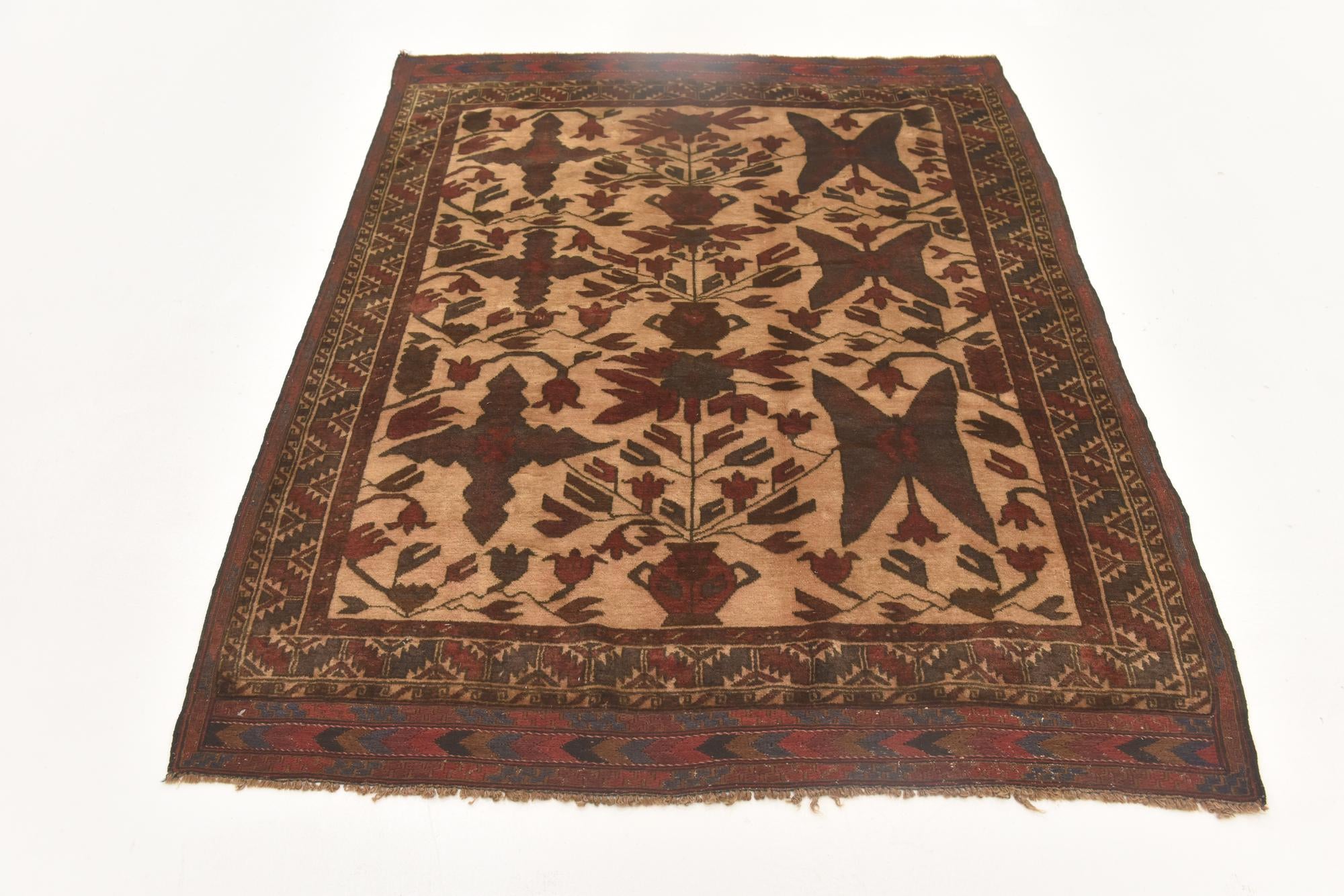 4' 5 x 6' Hand Knotted Sumak Wool Rug