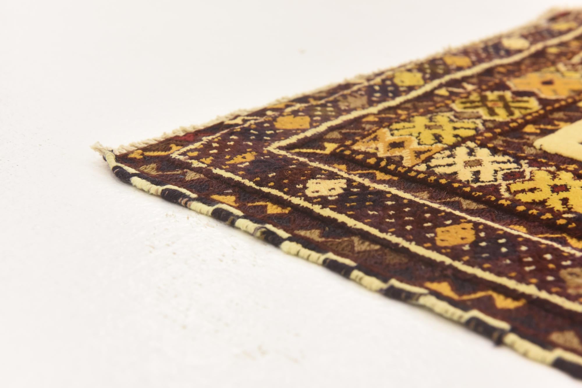 4' 6 x 6' 6 Hand Knotted Sumak Wool Rug