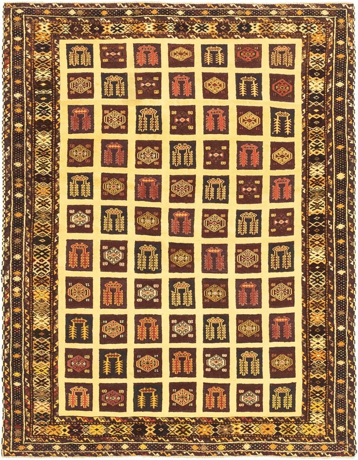 Detail image of 4' 6 x 6' 6 Hand Knotted Sumak Wool Rug