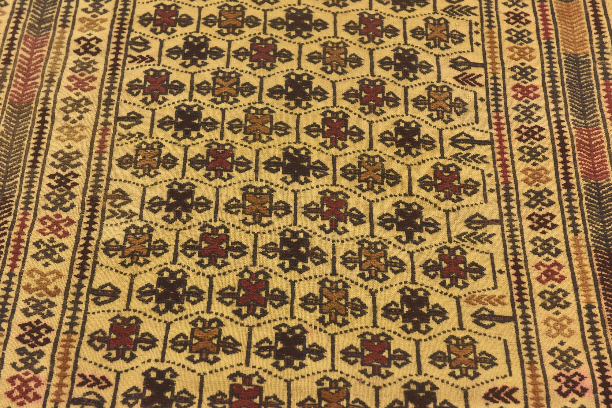 4' x 6' 3 Hand Knotted Sumak Wool Rug