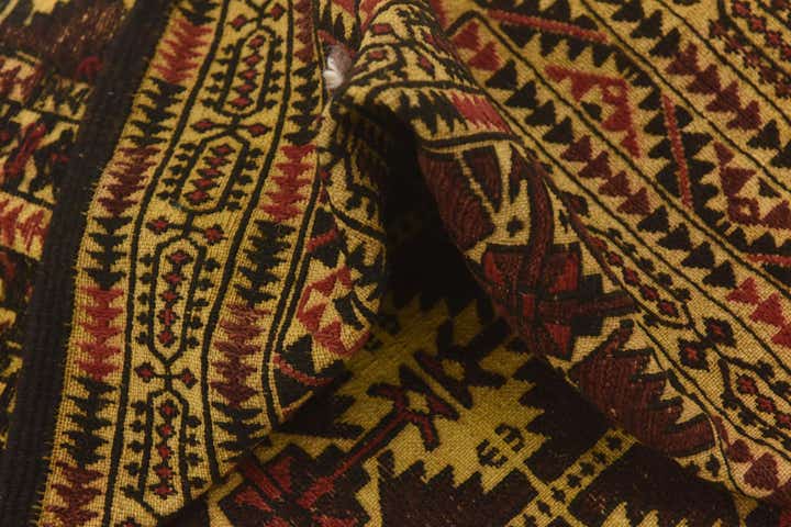 4' 2 x 6' 5 Hand Knotted Sumak Wool Rug