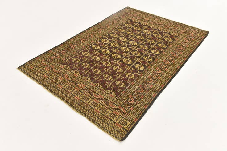 Detail image of 4' 2 x 6' 5 Hand Knotted Sumak Wool Rug