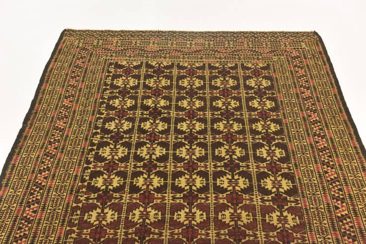 Detail image of 4' 2 x 6' 5 Hand Knotted Sumak Wool Rug