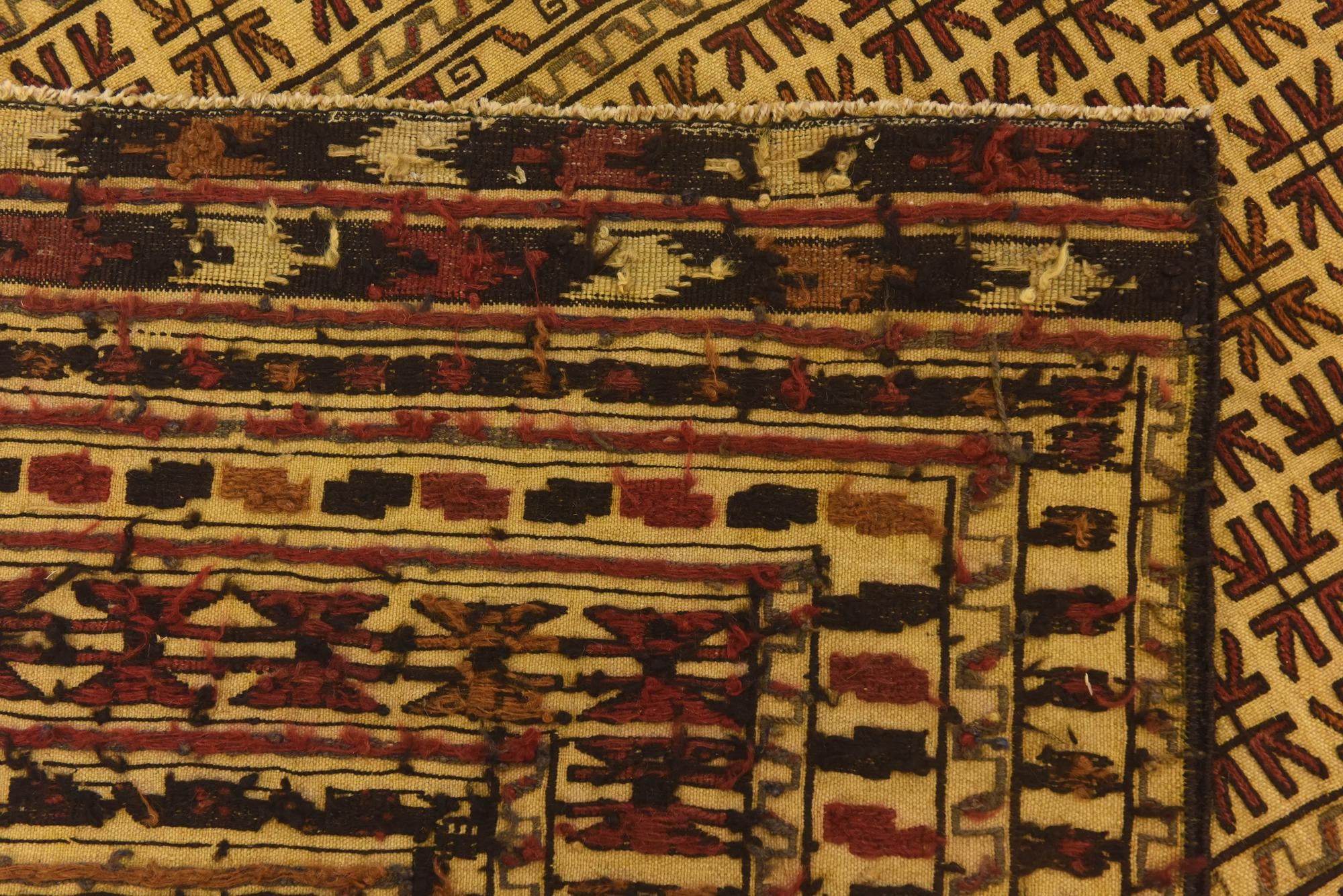 4' x 6' 3 Hand Knotted Sumak Wool Rug