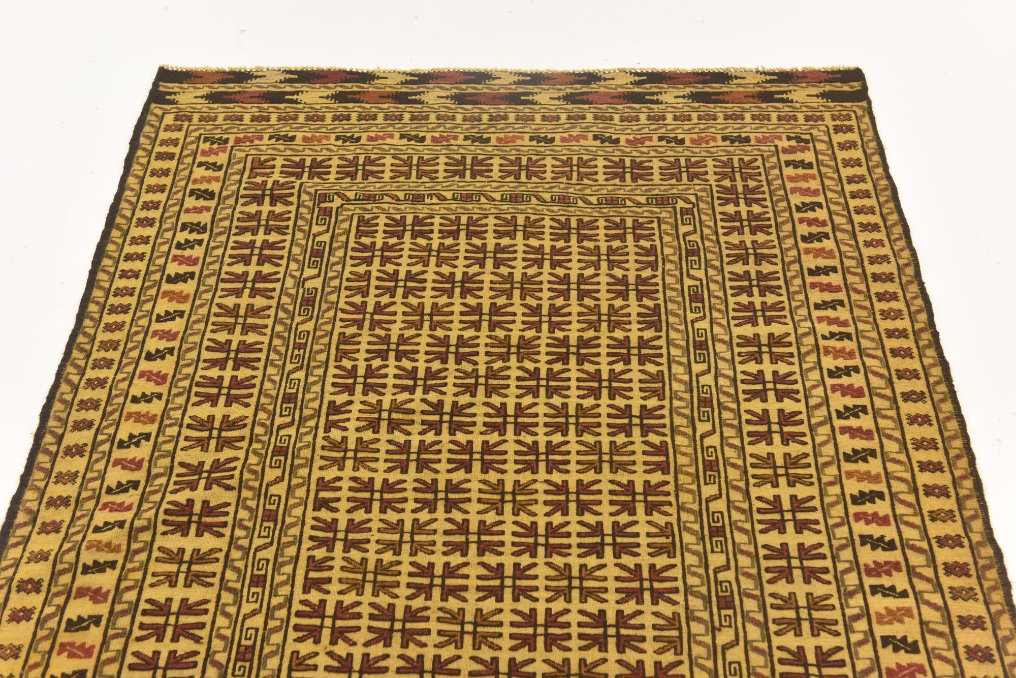 4' x 6' 3 Hand Knotted Sumak Wool Rug