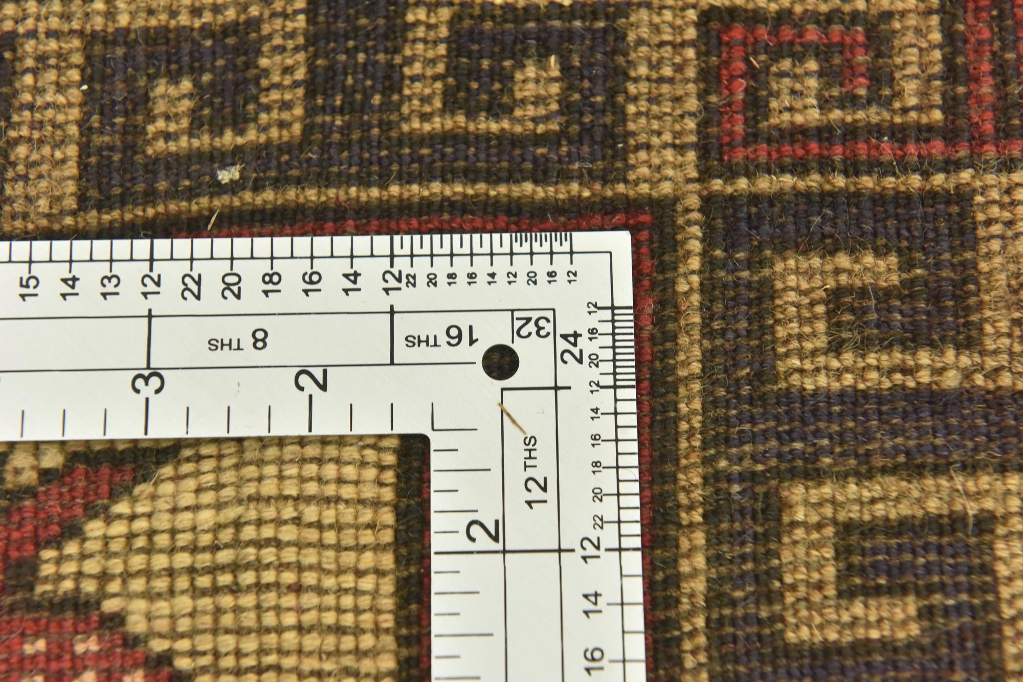 4' x 6' 7 Hand Knotted Sumak Wool Rug