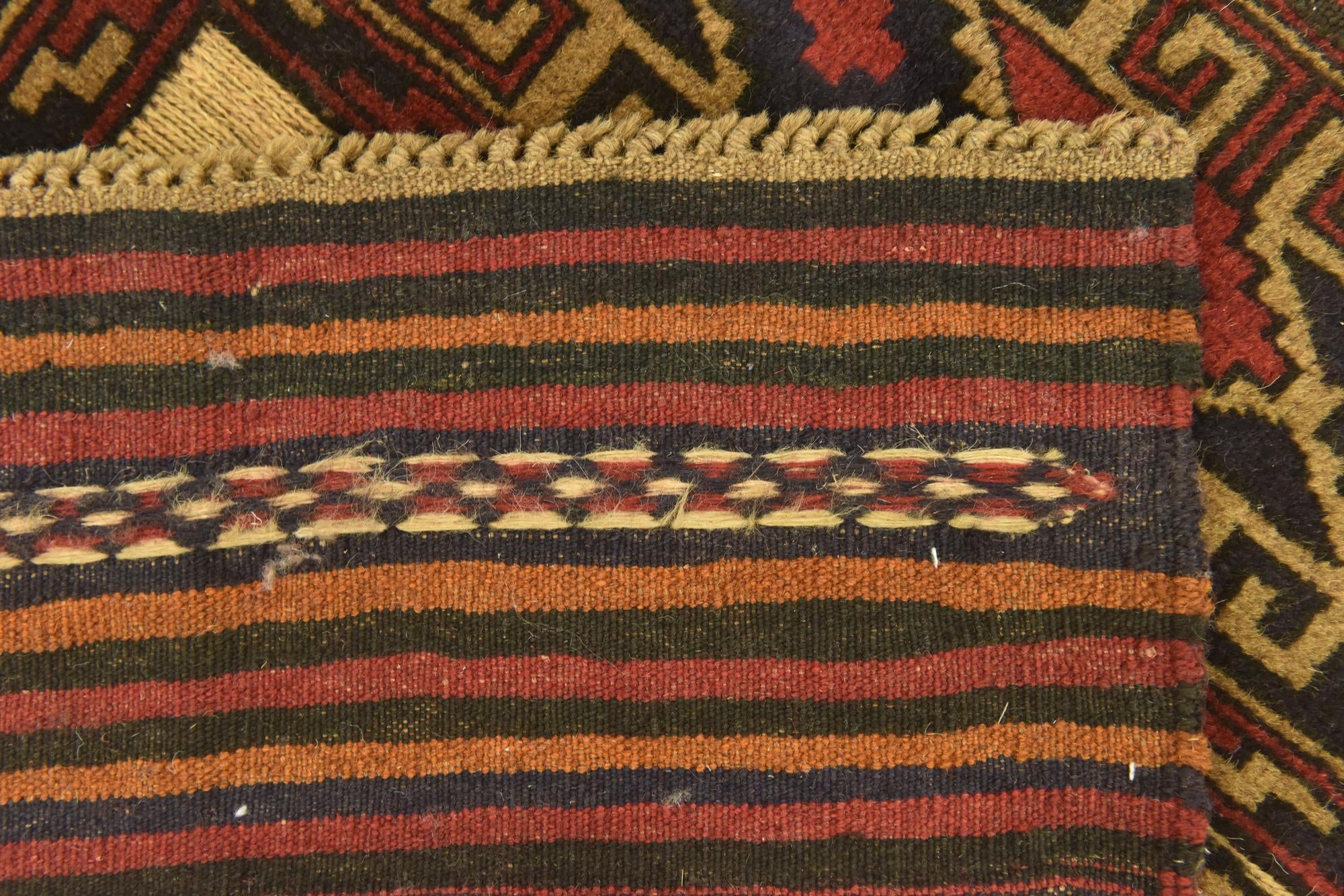 4' x 6' 7 Hand Knotted Sumak Wool Rug
