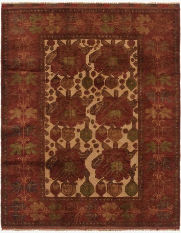 3' 11 x 5' 1 Hand Knotted Sumak Wool Rug