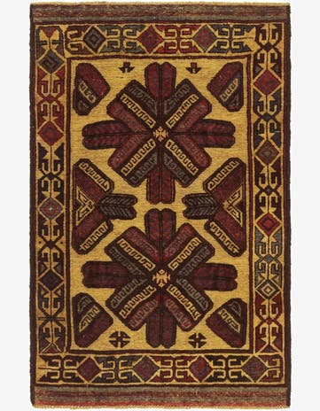 2' 9 x 4' 5 Hand Knotted Sumak Wool Rug