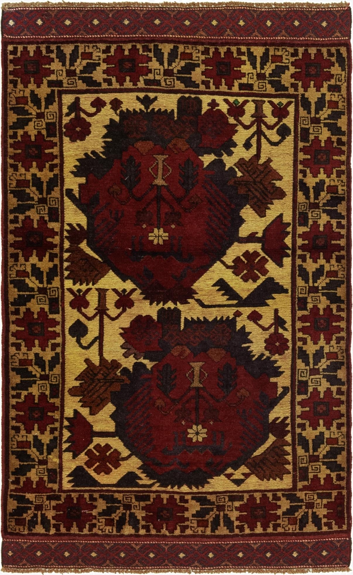 2' 10 x 4' 6  Hand Knotted Sumak Wool Rug