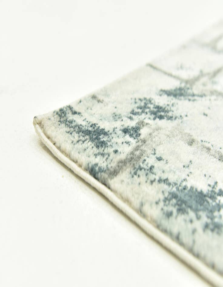 Detail image of 5' 4 x 7' 7 Sydney Rug