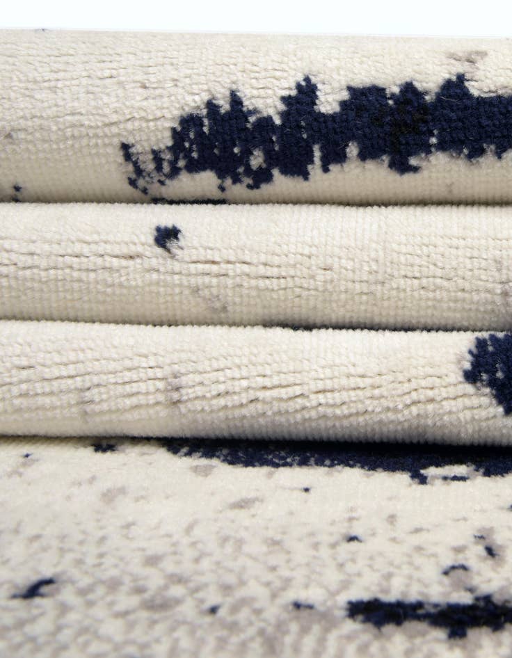 Detail image of 9' x 12' 2 Sydney Rug