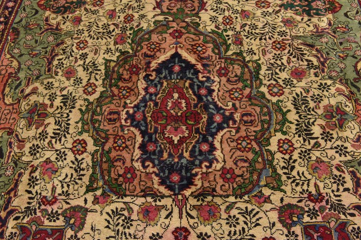 Detail image of 8' 2 x 9' 7 Hand Knotted Tabriz Persian Wool Rug