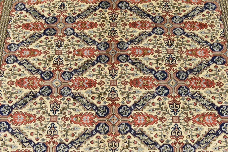 Detail image of 7' 8 x 9' 6 Hand Knotted Tabriz Persian Rug