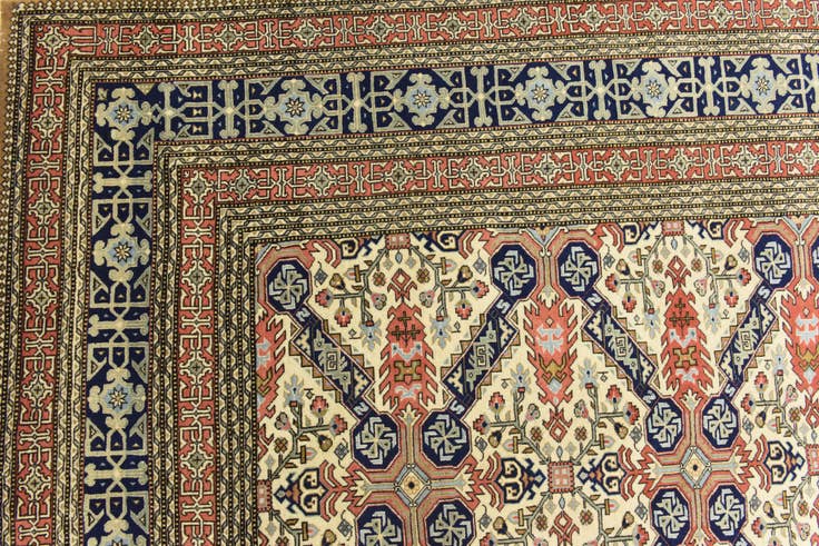 Detail image of 7' 8 x 9' 6 Hand Knotted Tabriz Persian Rug