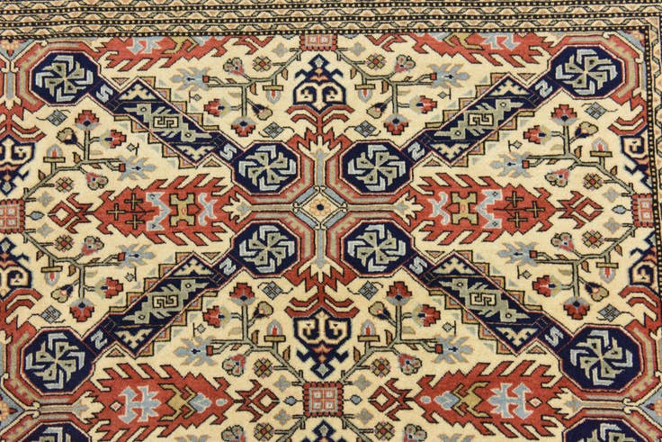 Detail image of 7' 8 x 9' 6 Hand Knotted Tabriz Persian Rug