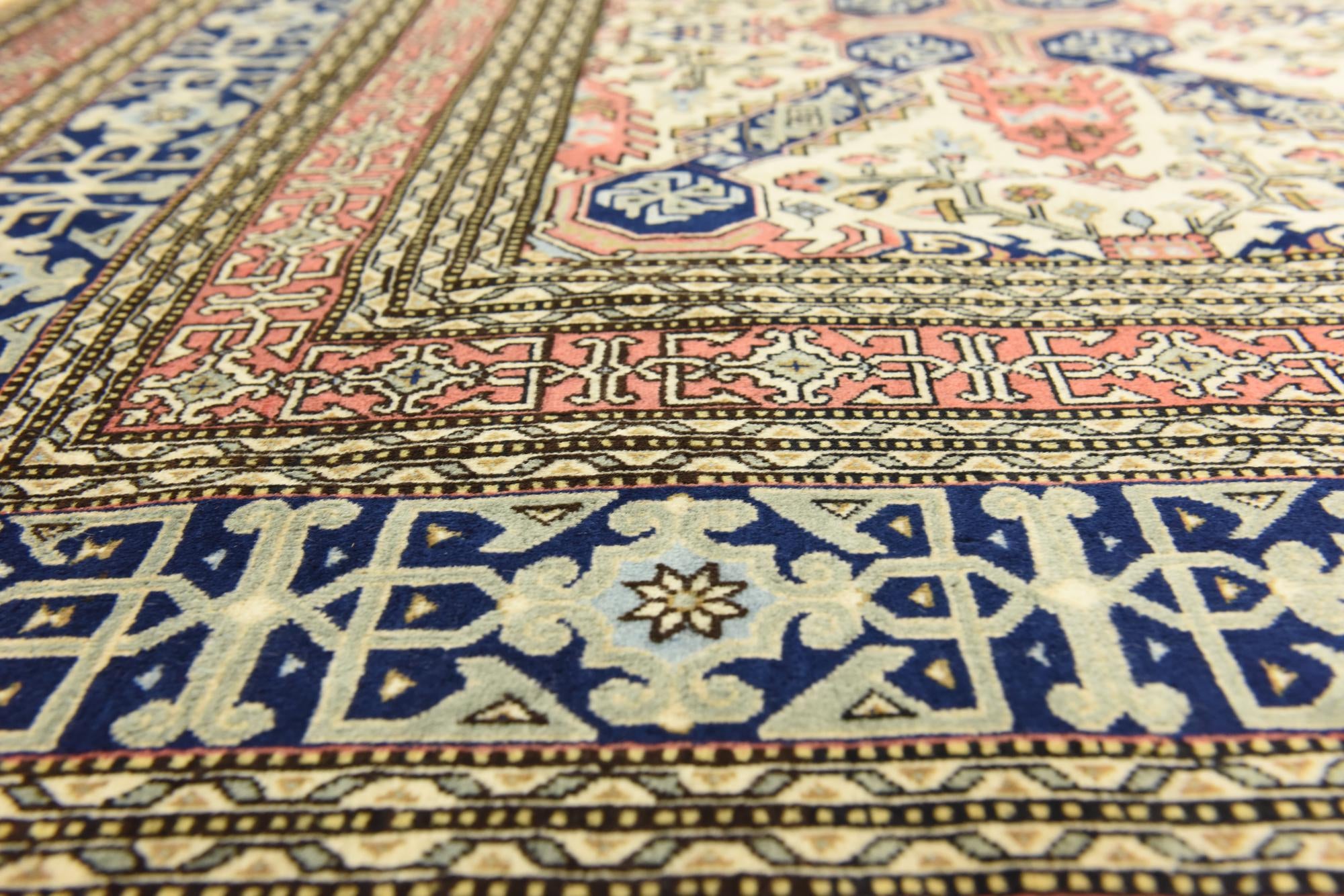 7' 8 x 9' 6 Hand Knotted Tabriz Persian Rug