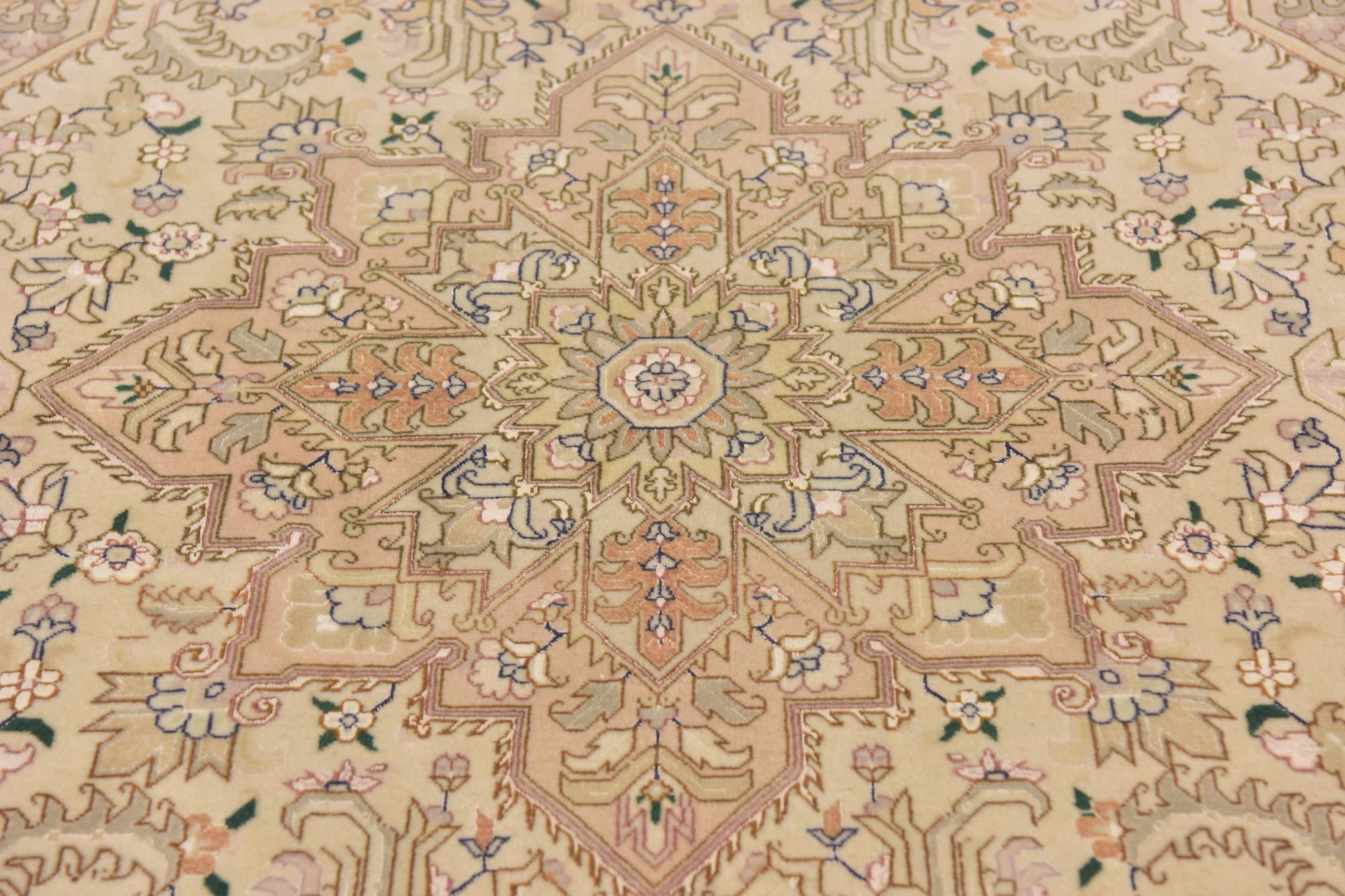 5' x 6' 8 Hand Knotted Tabriz Persian Rug