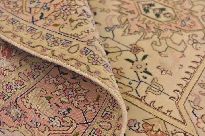 5' x 6' 8 Hand Knotted Tabriz Persian Rug