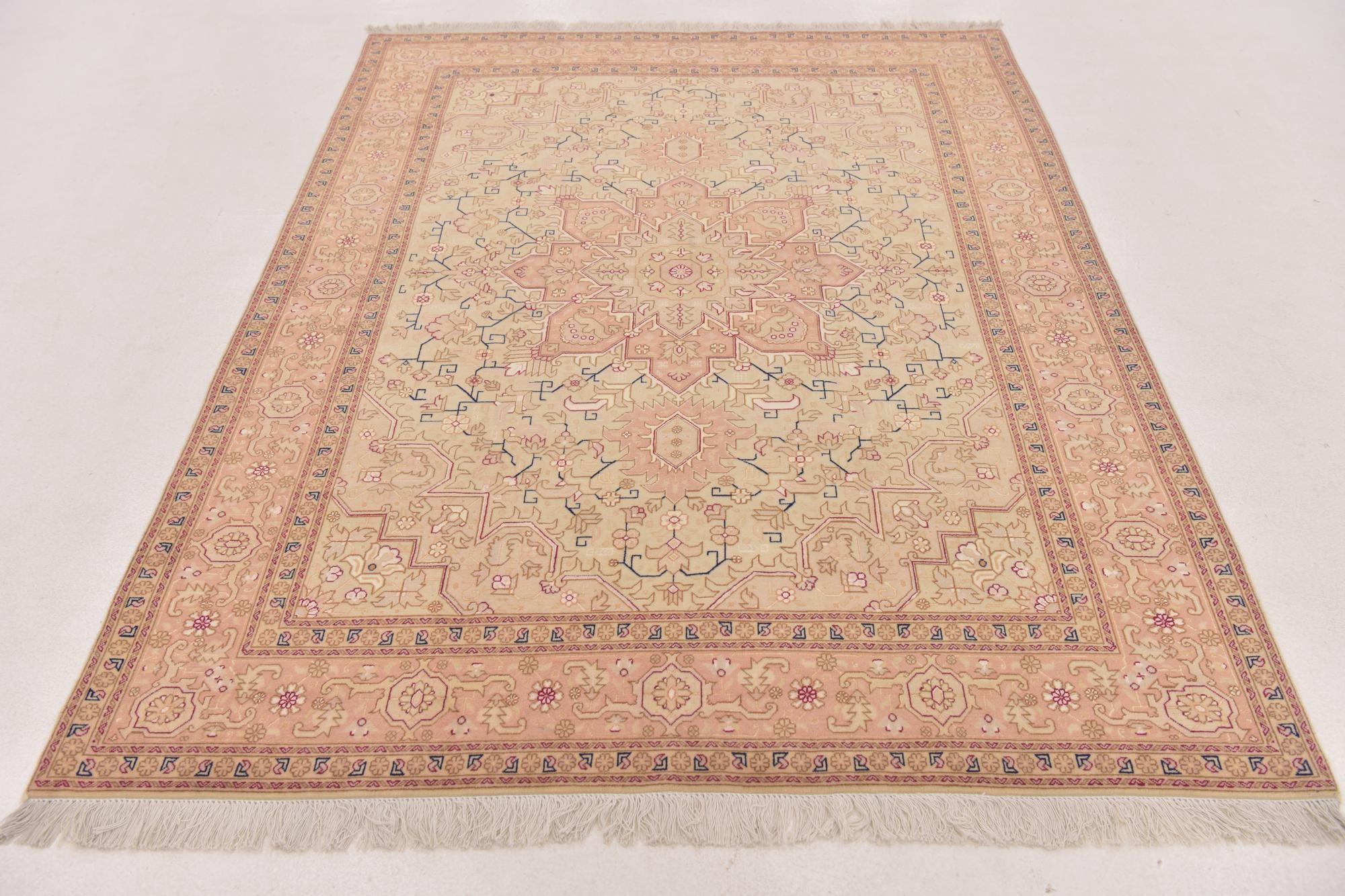 5' x 6' 6 Hand Knotted Tabriz Persian Rug