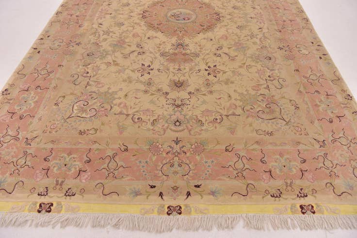 Detailfoto van 200cm x 305cm Handgeknoopt Tabriz Perzisch Vloerkleed