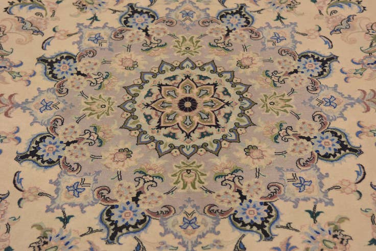 Detail image of 6' 8 x 8' 6 Hand Knotted Tabriz Persian Rug