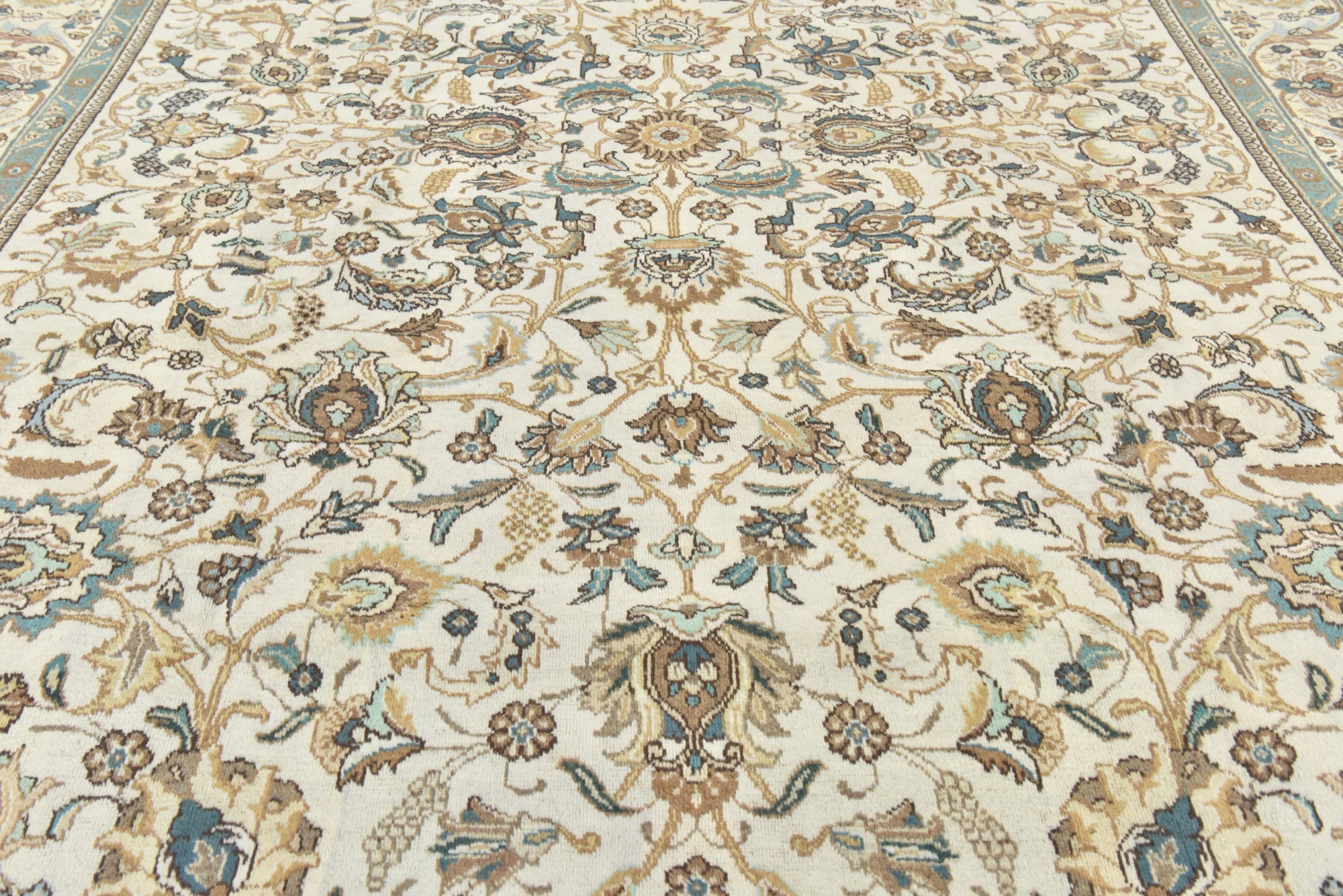 9' 4 x 13' Hand Knotted Tabriz Persian Wool Rug