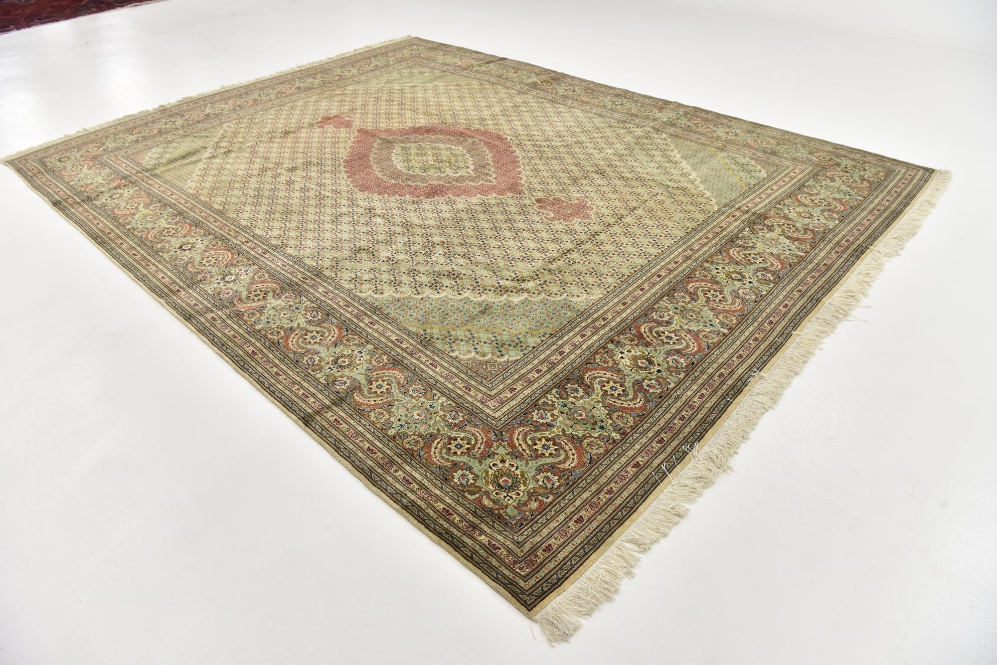 10' x 12' 10 Hand Knotted Tabriz Persian Rug