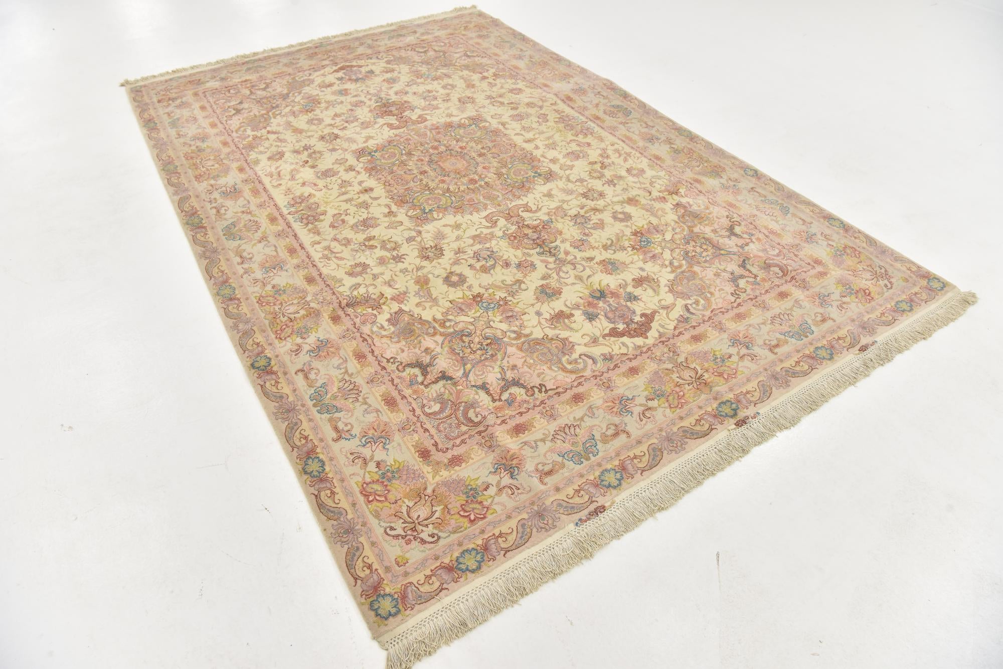 6' 6 x 10' Hand Knotted Tabriz Persian Rug