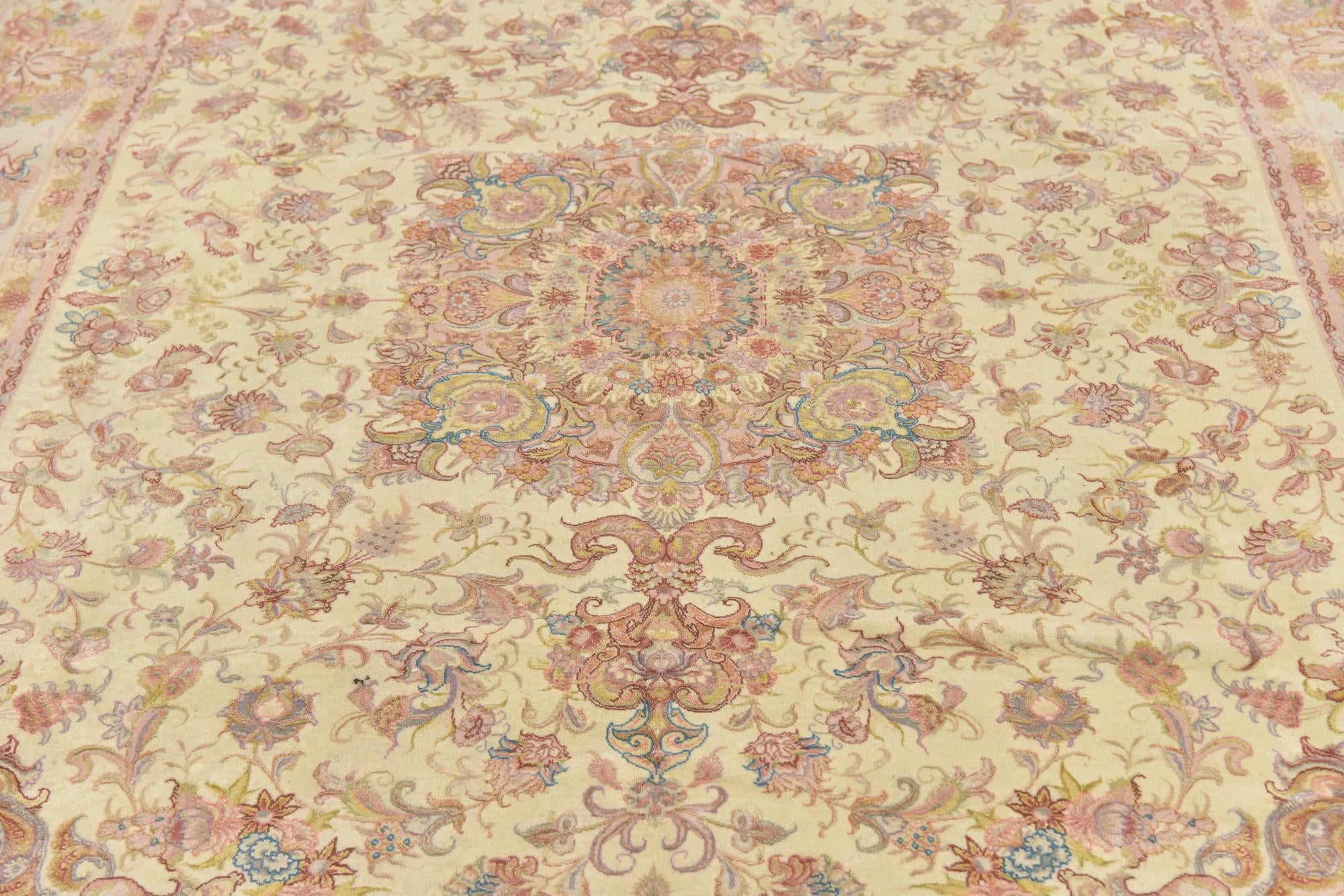 6' 6 x 10' Hand Knotted Tabriz Persian Rug