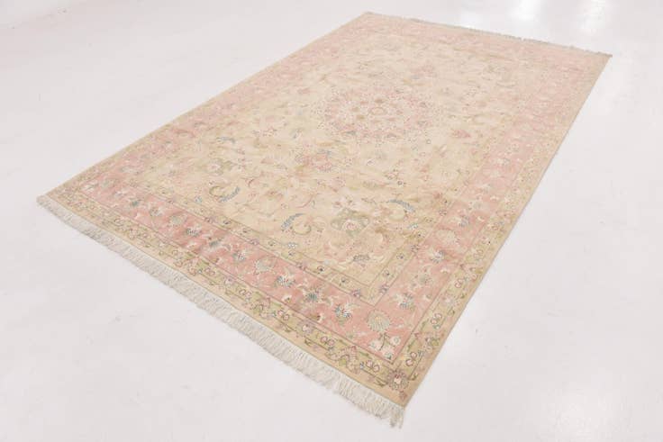 Detail image of 6' 8 x 10' Hand Knotted Tabriz Persian Rug