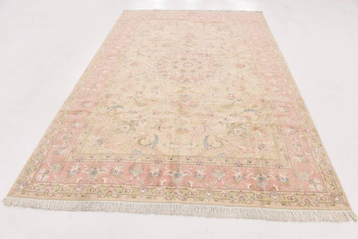 Detail image of 6' 8 x 10' Hand Knotted Tabriz Persian Rug