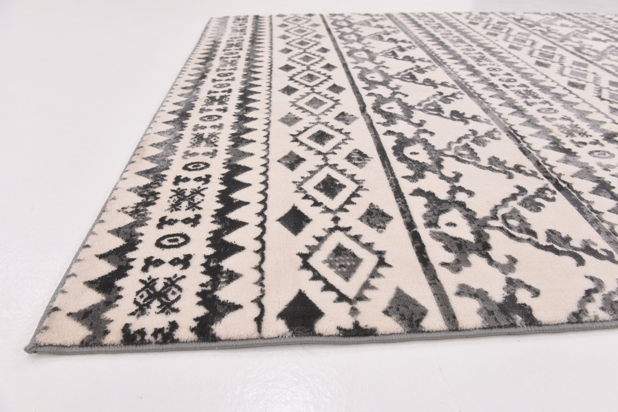 5' 3 x 7' 3 Tangier Rug