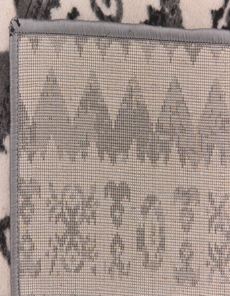 Detail image of 5' 3 x 7' 3 Tangier Rug