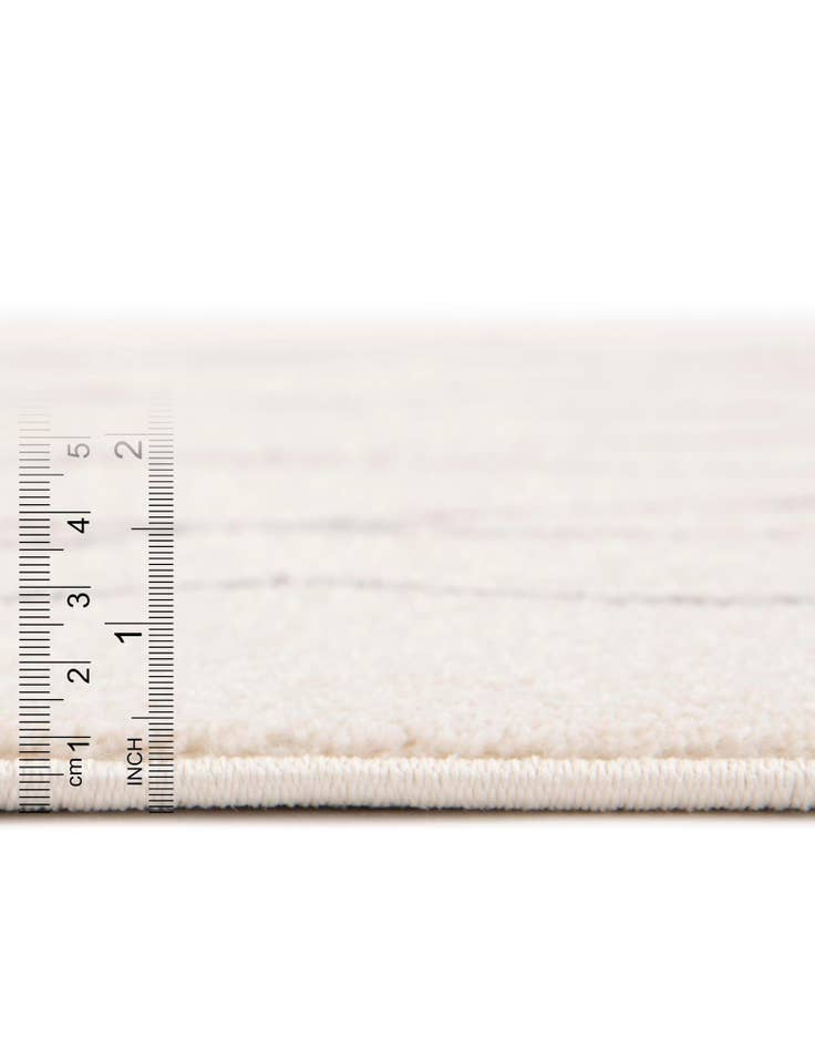 Detail image of 2' x 3' Tangier Rug