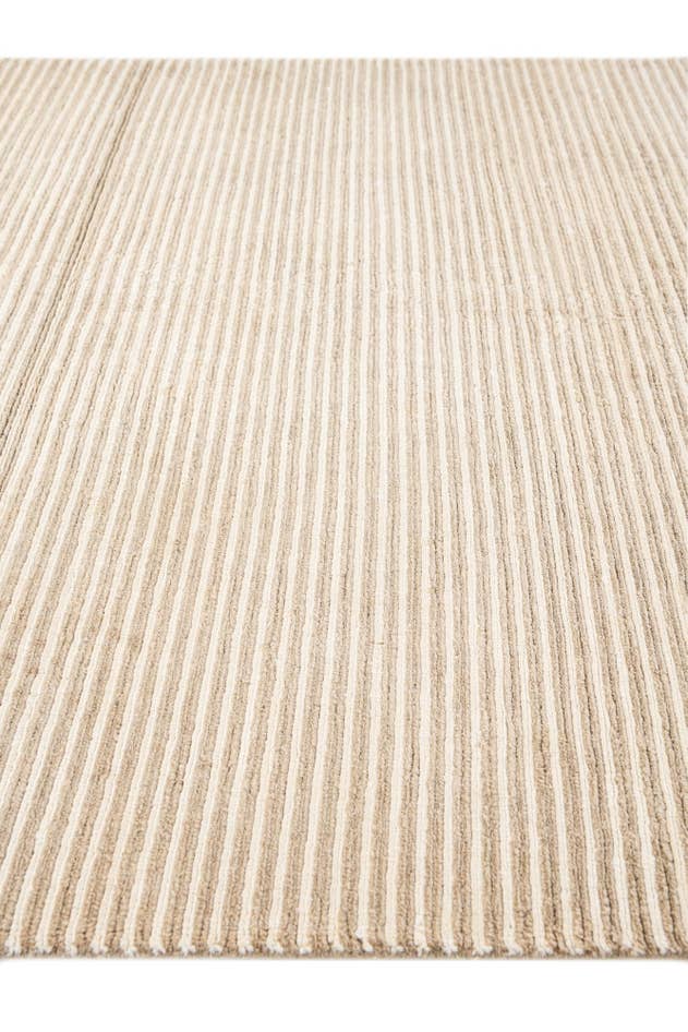 Detail image of 4' 1 x 6' Hand Knotted Tibet Wool Rug