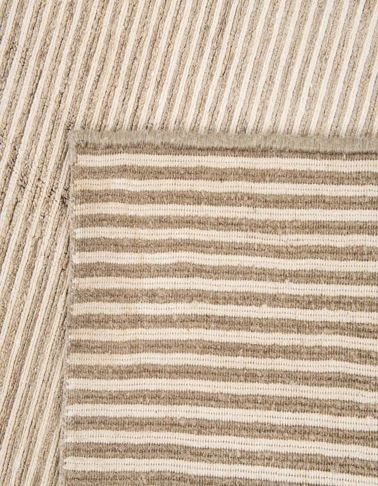Detail image of 4' 1 x 6'  Hand Knotted Tibet Wool Rug