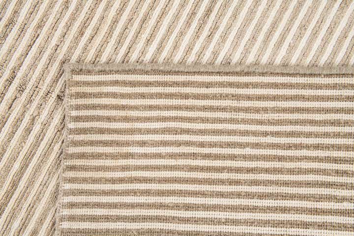 4' 1 x 6' Hand Knotted Tibet Wool Rug