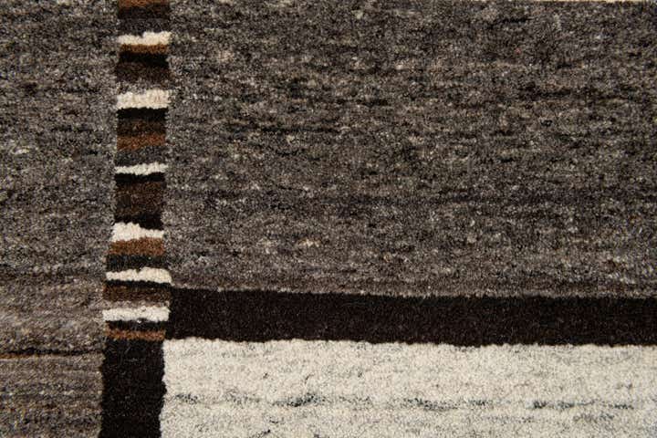 4' x 6' Hand Knotted Tibet Wool Rug