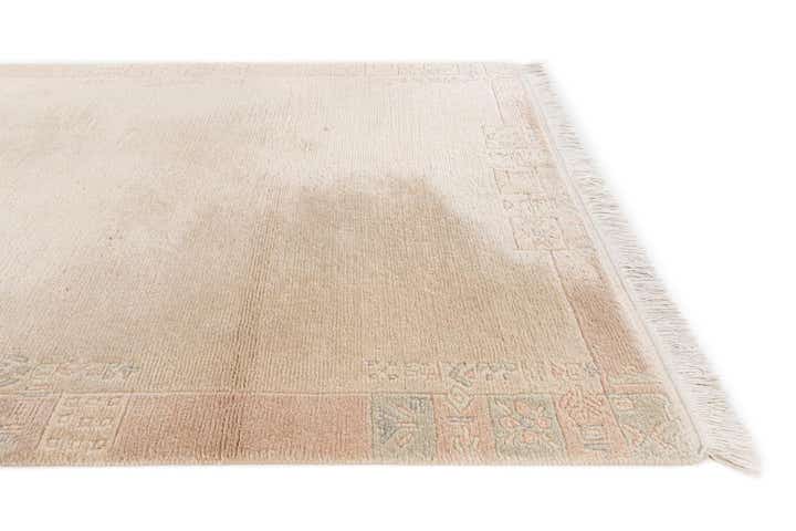 4' x 5' 9 Hand Knotted Tibet Wool Rug