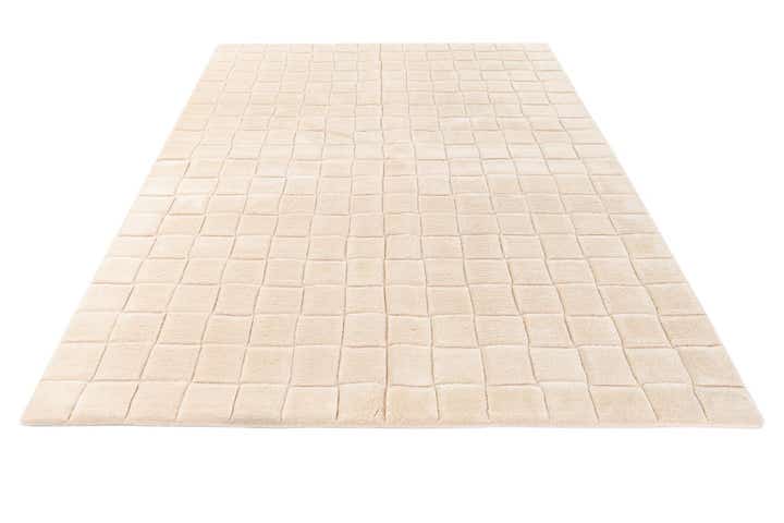 5' 9 x 7' 11 Hand Knotted Tibet Wool Rug