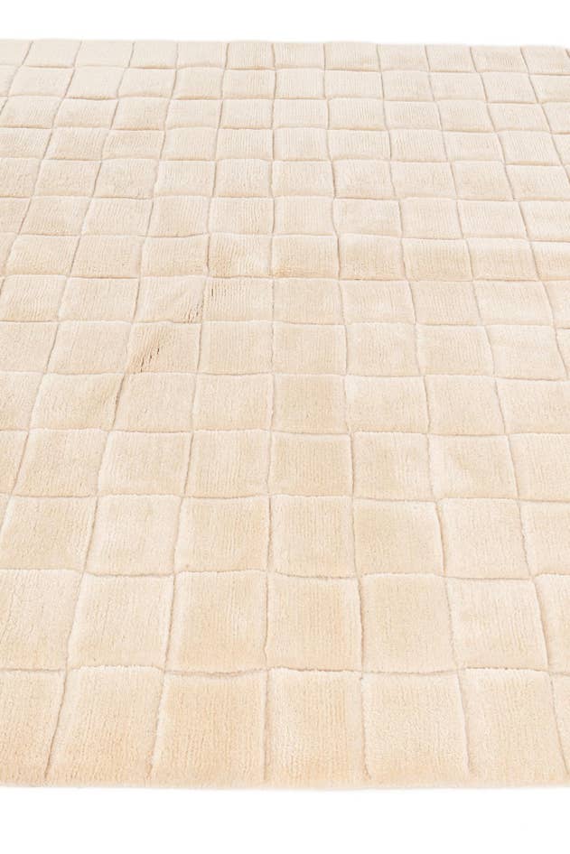 Detail image of 5' 9 x 7' 11 Hand Knotted Tibet Wool Rug