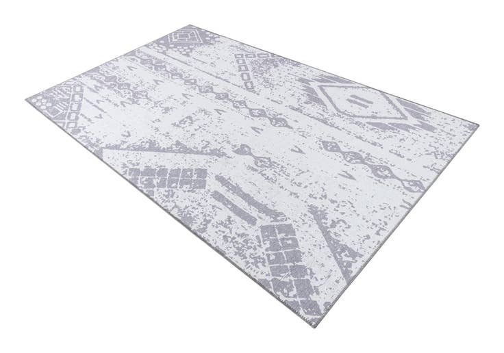 Detail image of 5' 3 x 7' 7 Washable Timeless Rug